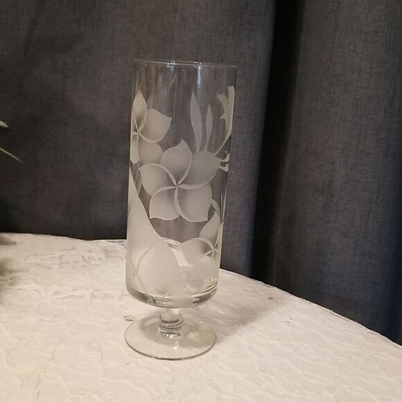 Vintage Clear frosted Glass Vase Flowers  8.1/4 × 2.5" - Picture 2 of 8
